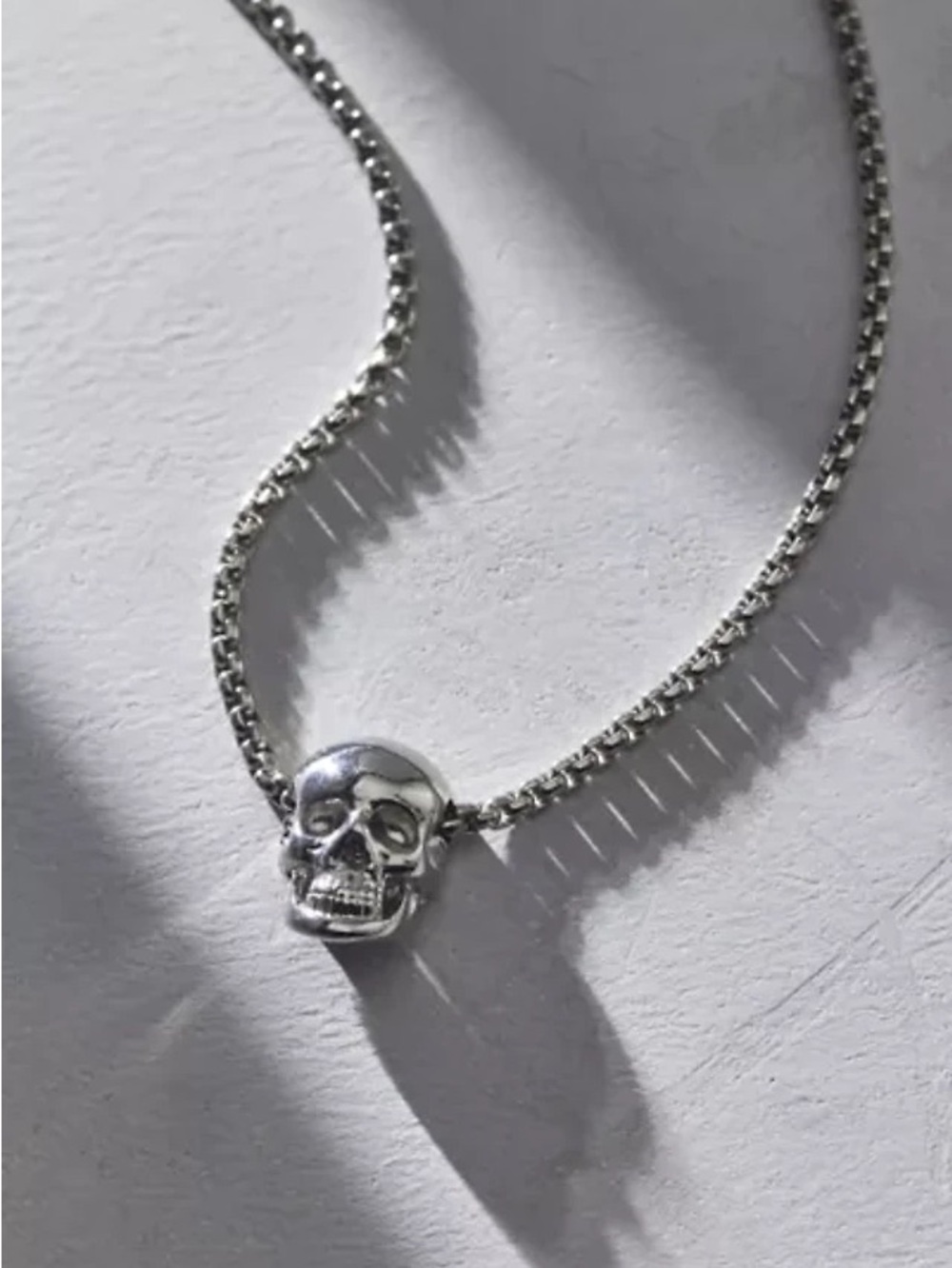 New🌟Urban Outfitters-Sterling Silver Skull Pendant Necklace
